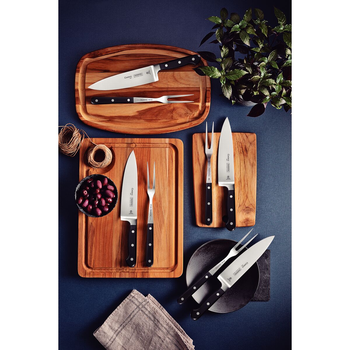 Tramontina Century 2-Piece Carving Set with Stainless-Steel Blades and Fiberglass-Reinforced Polycarbonate Handles